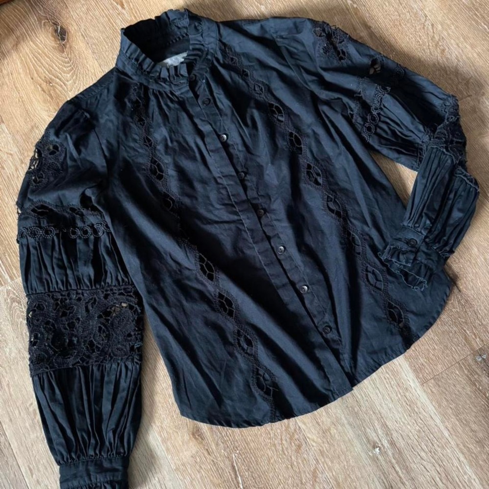 Anthropologie‎ Black Lace Eyelit Long Sleeve Button Down Collared Shirt Size S